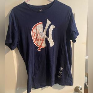 Express New York Yankees Medium t-shirt